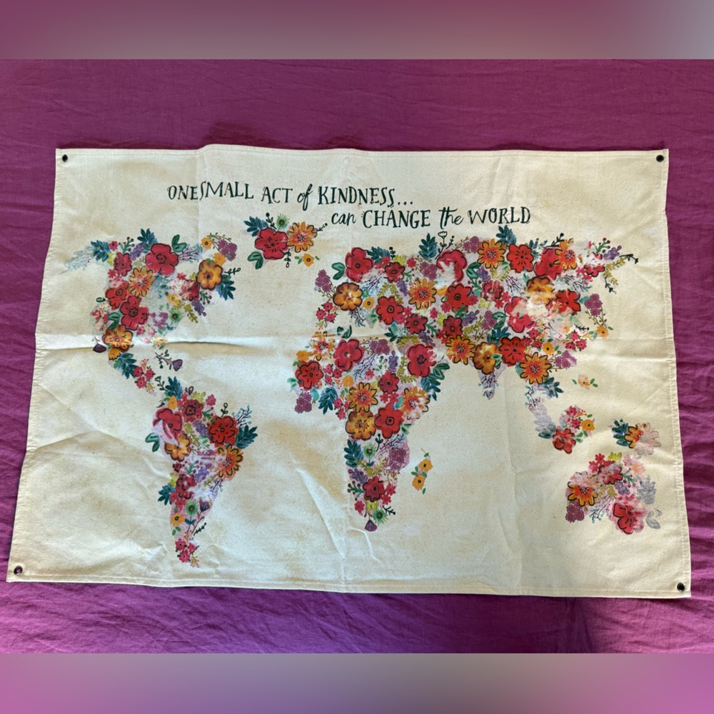 NATURAL LIFE - Floral World Map Wall Hanging